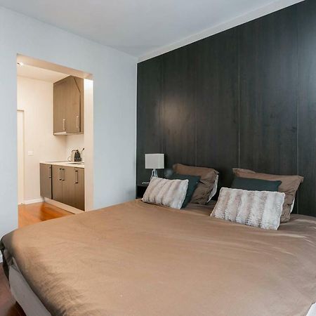 Апартаменти Studio Tour Eiffel Et Champs-Elysees Париж Екстер'єр фото