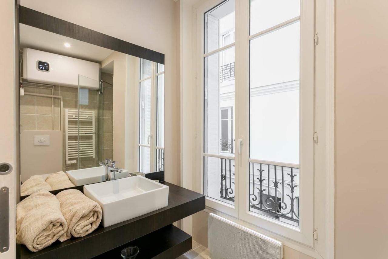 Апартаменти Studio Tour Eiffel Et Champs-Elysees Париж Екстер'єр фото