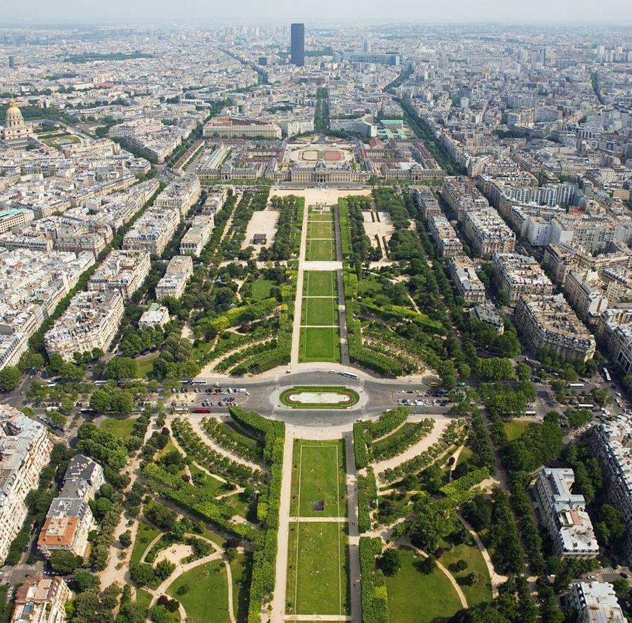 Апартаменти Studio Tour Eiffel Et Champs-Elysees Париж Екстер'єр фото
